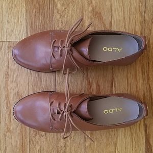 Aldo - Women- Oxford - Brown- Size 6